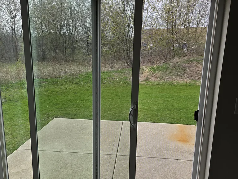 1035 Jackson Pl — Photo 9