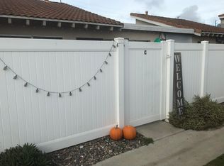 214 Springfield Ave APT C, Huntington Beach, CA 92648