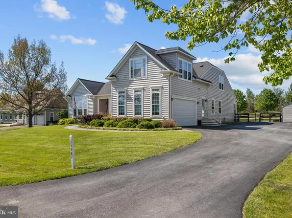 35987 Birch Hollow Ln, Purcellville, VA 20132