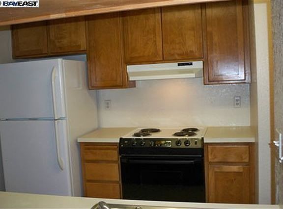 5th image of 1269 Poplar Ave APT 202