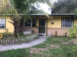 111 Palm Ave E, Nokomis, FL 34275