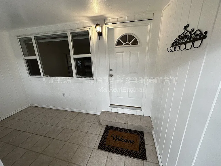 1685 Yukon St — Photo 2