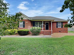 8011 Minehead Dr, Smyrna, TN 37167