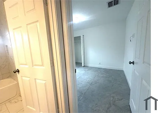 12522 Hamlin Blvd — Photo 19