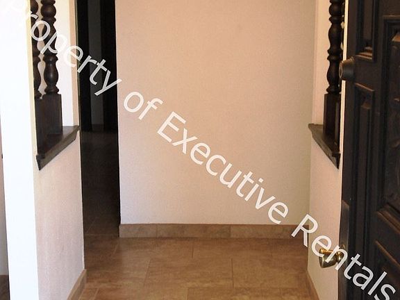 3rd image of 1920 Arlington St