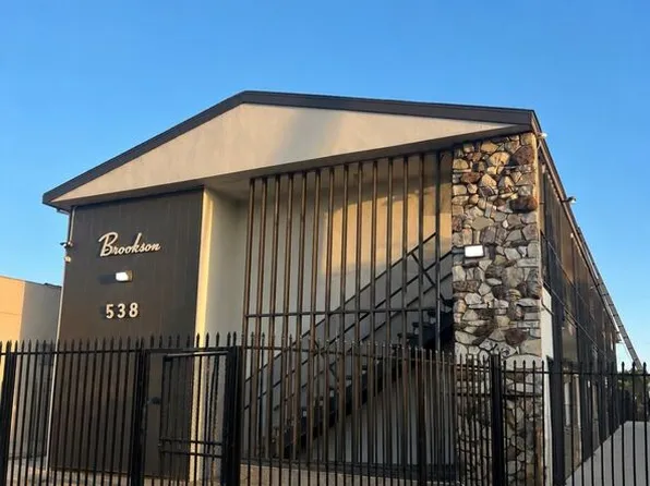 538 W 82nd St, Los Angeles, CA 90044