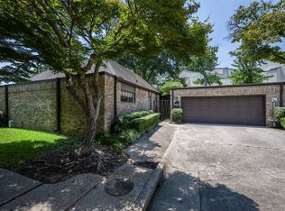 2819 Fairway Park St, Grand Prairie, TX 75050