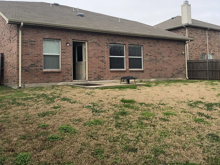 8115 York Beach Pl — Photo 25