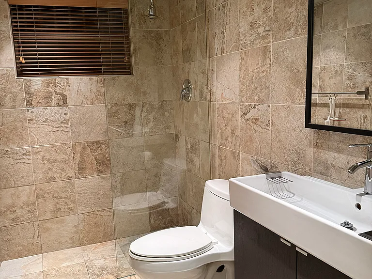1615 Meridian Ave #204 — Photo 6