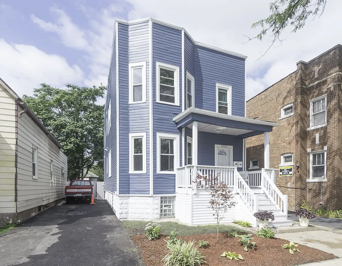 10524 S Wabash Ave photo 1