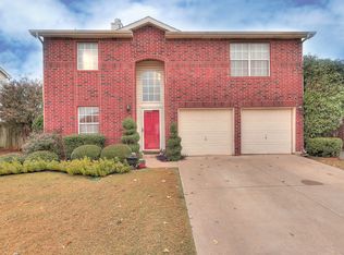 9085 Blue Ridge Trl, Fort Worth, TX 76118