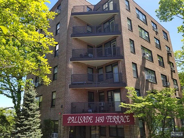 1st image of 1450 Palisade Ave APT 4F
