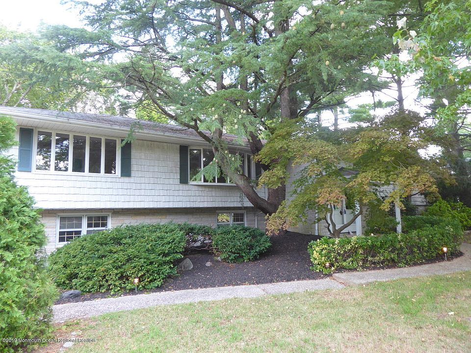 1st image of 828 Ocean View Dr