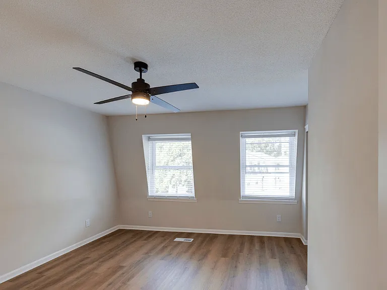 Savan Pointe — Photo 10