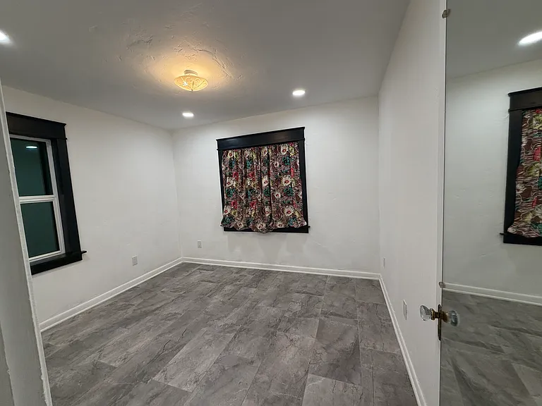 3981 E Desmond Ln — Photo 19