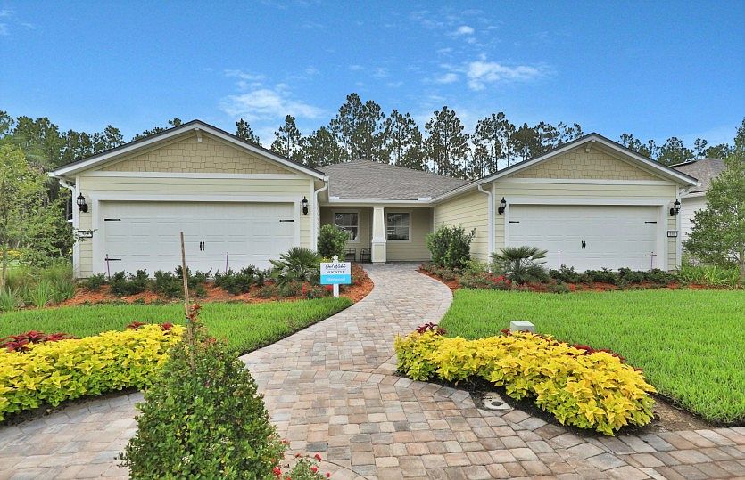 Ellenwood Exterior