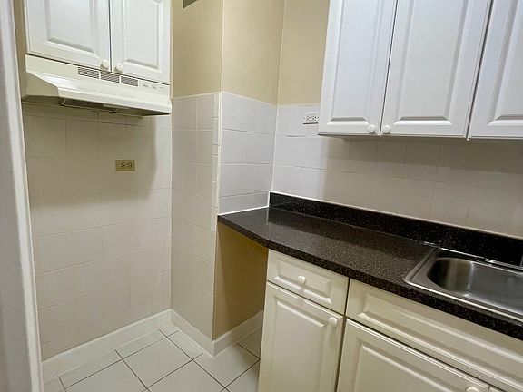 2nd image of 8825 148th St APT 5G
