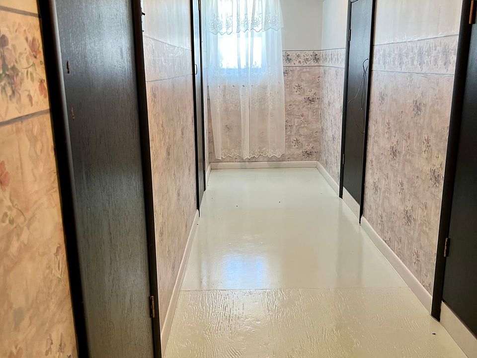 401 6th Ave E, Scobey, MT 59263 Zillow