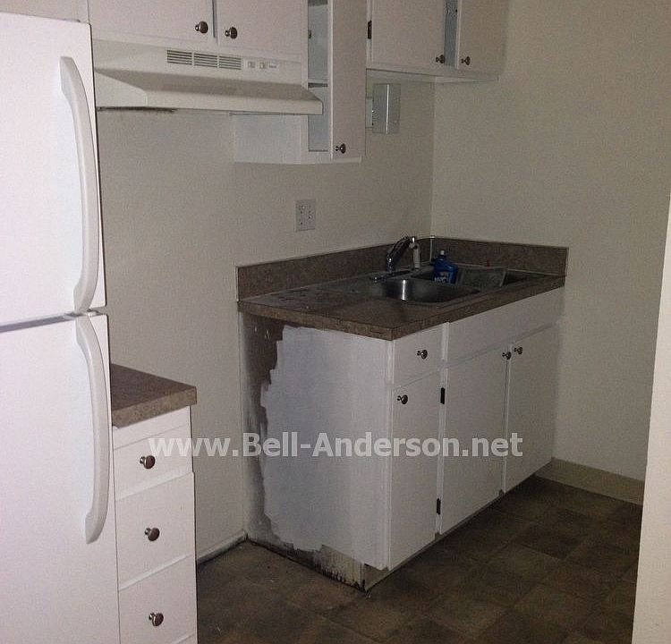 2nd image of 127 Kensington Ave S APT 6
