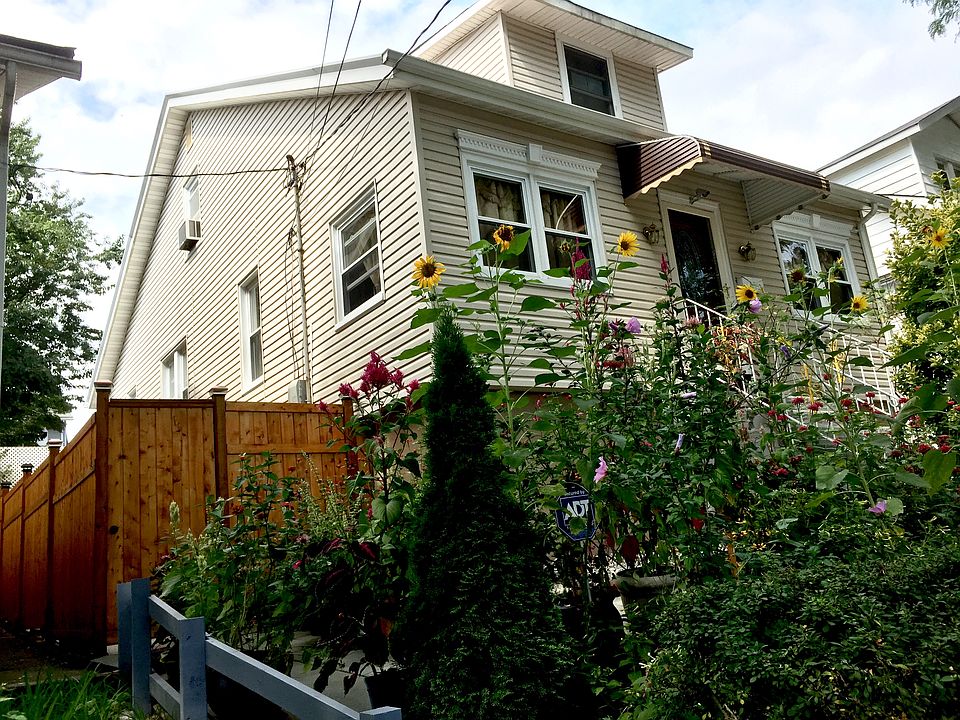 2nd image of 4371 Grace Ave