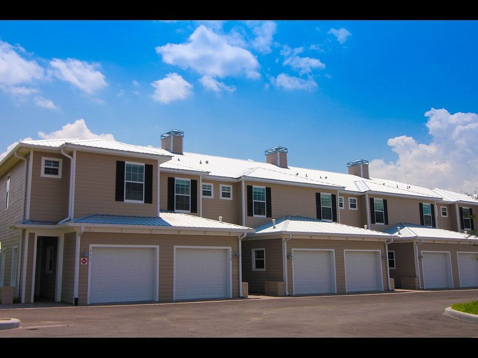 1st image of 111 Maclandon Ct #417