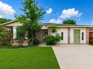 12803 Sandrock Dr, Houston, TX 77048