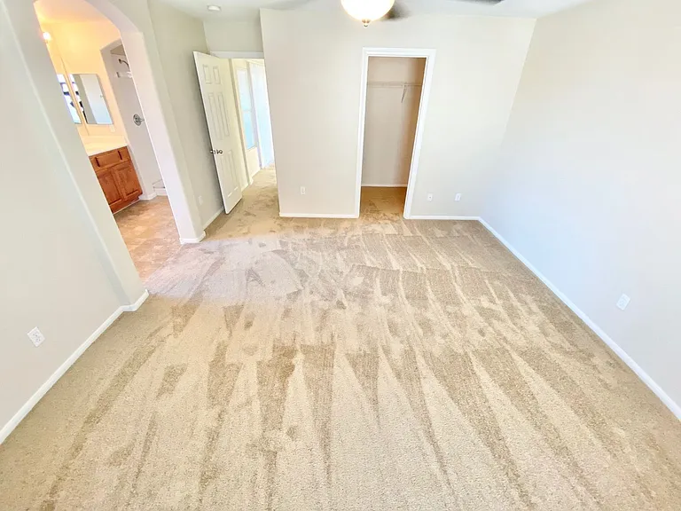 8569 Rhamus Ct — Photo 28