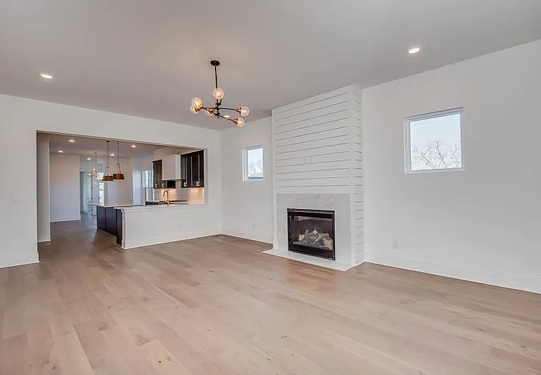 1304A Pillow St — Photo 15
