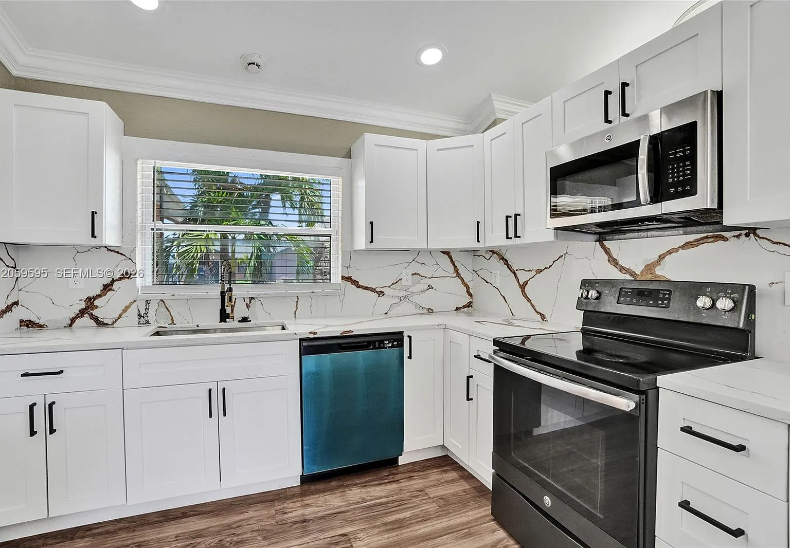 North Lauderdale Landings — Photo 4