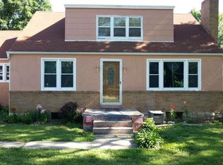 9516 W 53rd St, Merriam, KS 66203