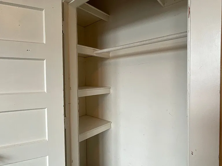 1304 Bay St #8 — Photo 8