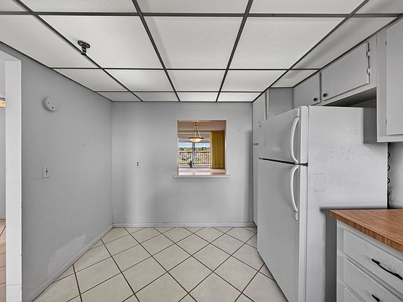 4th image of 2400 Deer Creek Country Club Boulevard #604-1