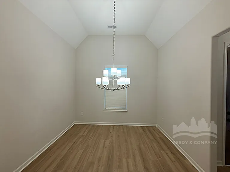 340 Chesnut Ridge Cv — Photo 8
