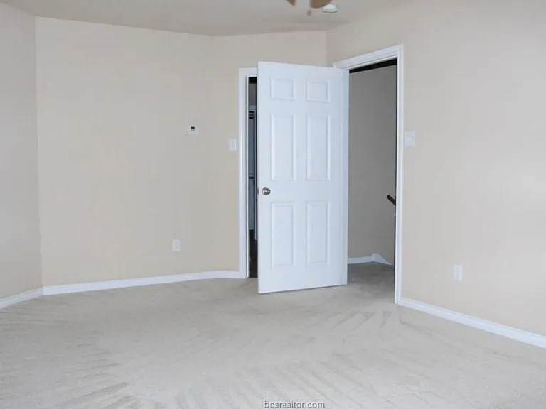 2350 Autumn Chase Loop #D — Photo 6