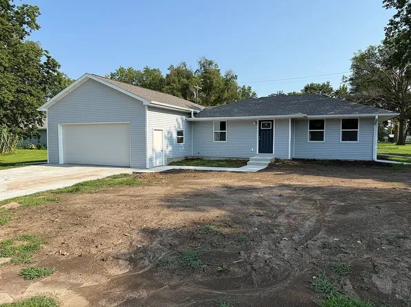 113 W Broad St, Blue Springs, NE 68318