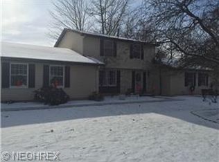 3149 Meanderwood Dr, Canfield, OH