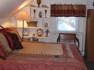 2172 W Shore Rd, Warwick, RI 02889