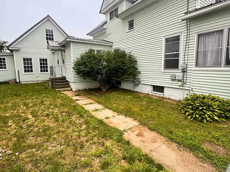 222 N Main St — Photo 20