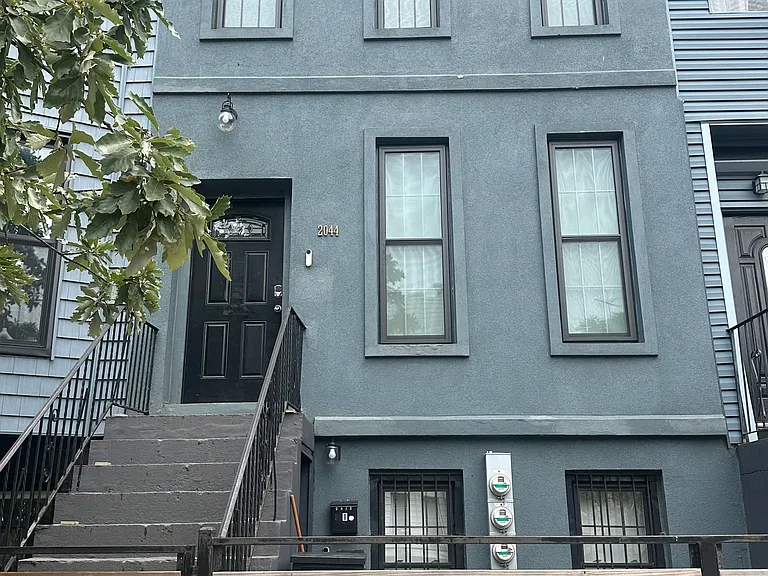 2044 Pacific St #1 — Photo 3