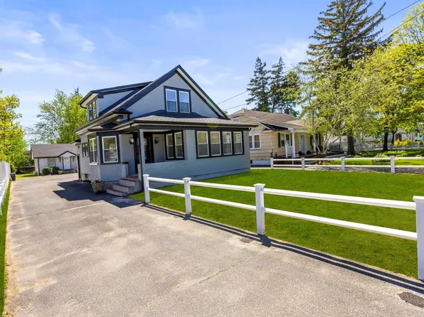 210 E Lakewood Street, Patchogue, NY 11772