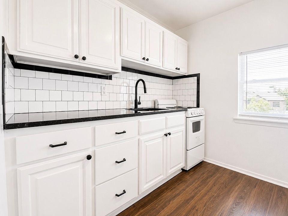 1st image of 710 Culbertson Dr APT 3