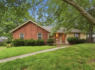 1405 SW 23rd St, Blue Springs, MO 64015
