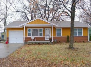 2704 N Walrond Ave, Kansas City, MO 64117