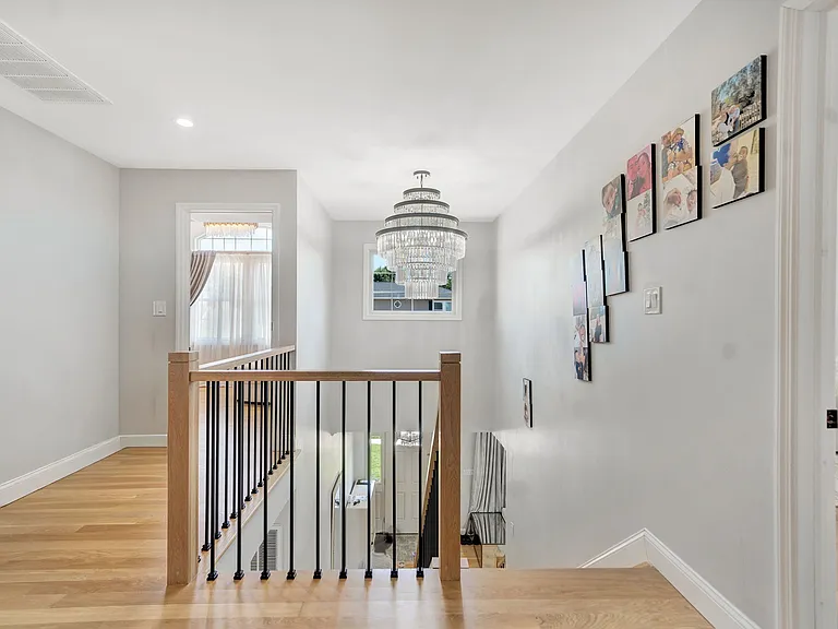 2245 Plum Tree Rd N — Photo 26