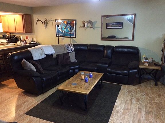 Spacious living room