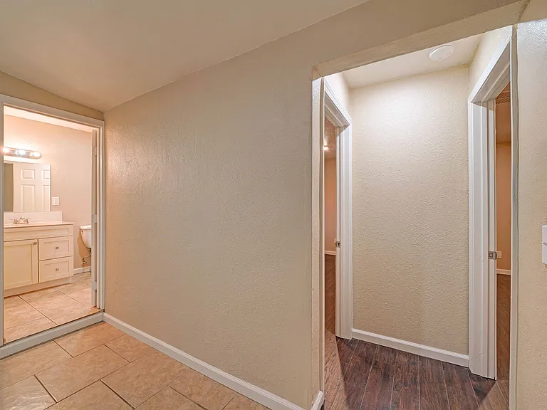 8940 Live Oak Ave #B — Photo 9