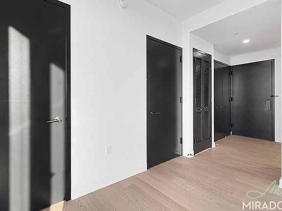 5th image of 21 W End Ave APT 4203