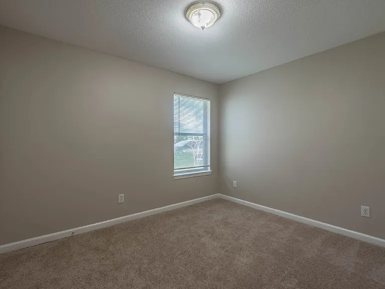 10203 Azalea Vlg — Photo 15