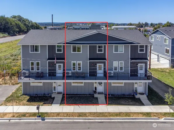 26830 94th Drive NW #B, Stanwood, WA 98292