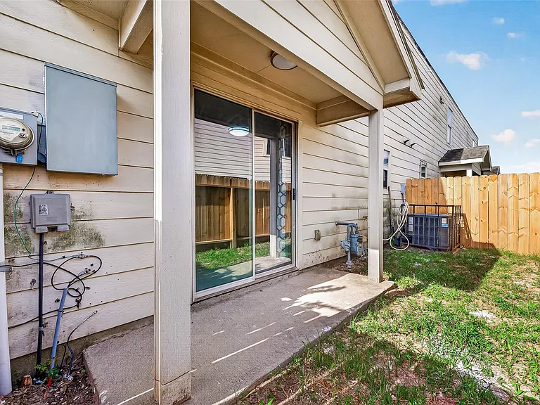 12502 Venus Park Ln — Photo 24